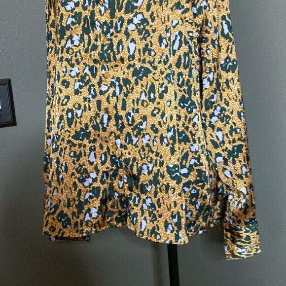 Jessica Simpson Leopard Button Down Blouse Speckled Cheetah Bodie - Picture 3 of 11